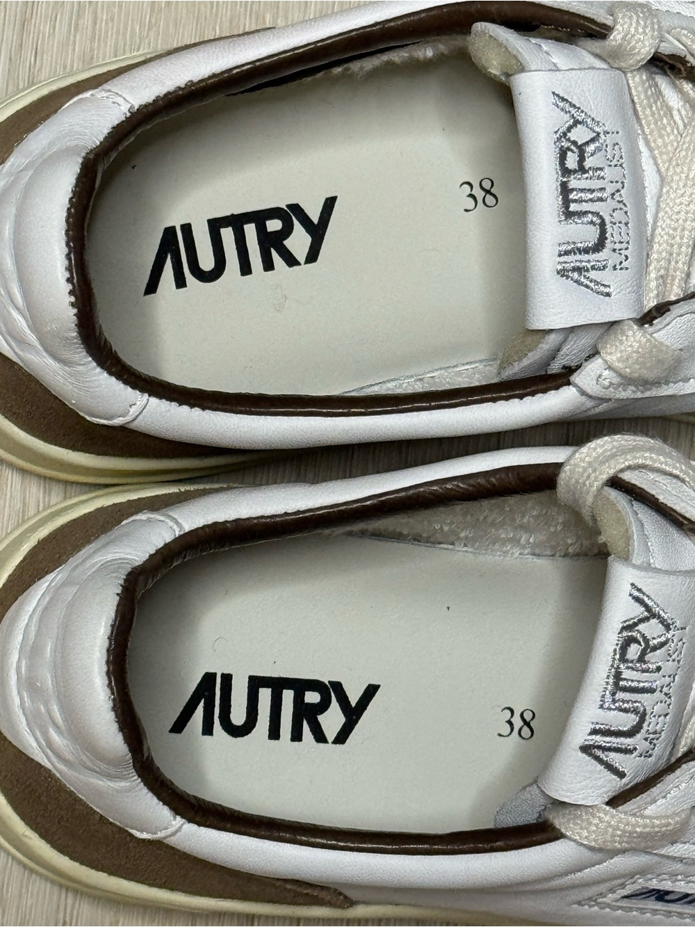Autry Medalist Low White Taupe Leather Suede Retro Sneakers EU 38 US 8 - Picture 10 of 11